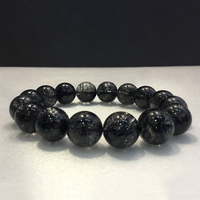 천연원석 흑침수정 블랙루틸쿼츠 팔찌 56g AAA 13.5mm 둘레 20cm (1점)