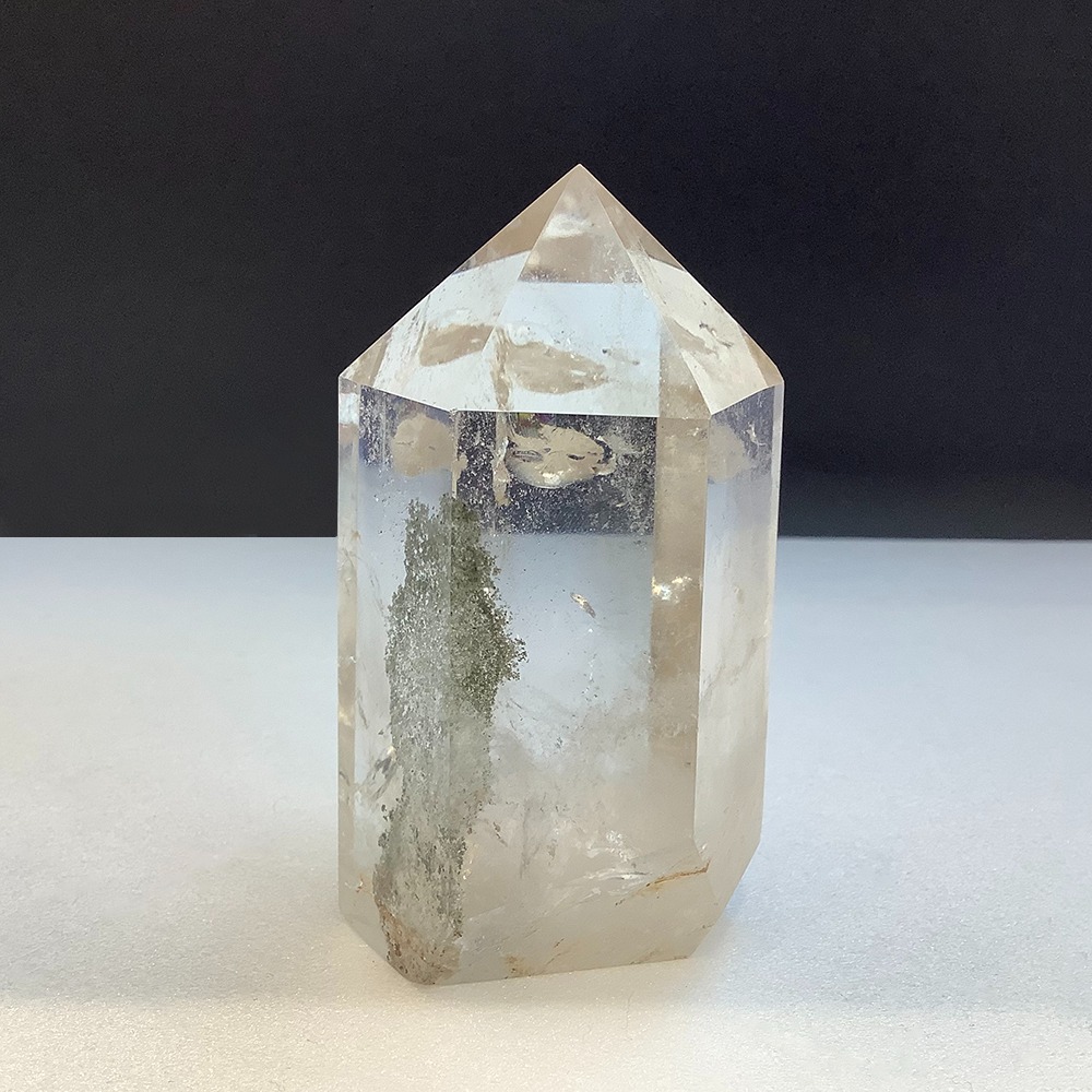 천연원석 가든수정 녹수정 포인트 289g h9x4.5cm (1점)